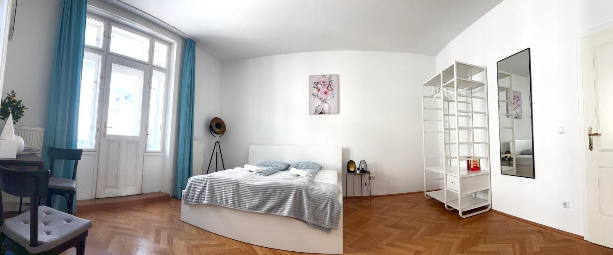 Mariahilfer 5 Min To The Schoenbrunn Palace And Shopping Center Appartement *