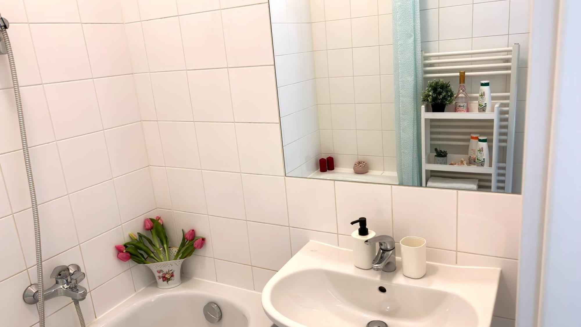 Mariahilfer 5 Min To The Schoenbrunn Palace And Shopping Center Appartement Wenen